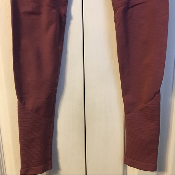 Alphalete Mauve Leggings Size Small - Picture 10 of 14